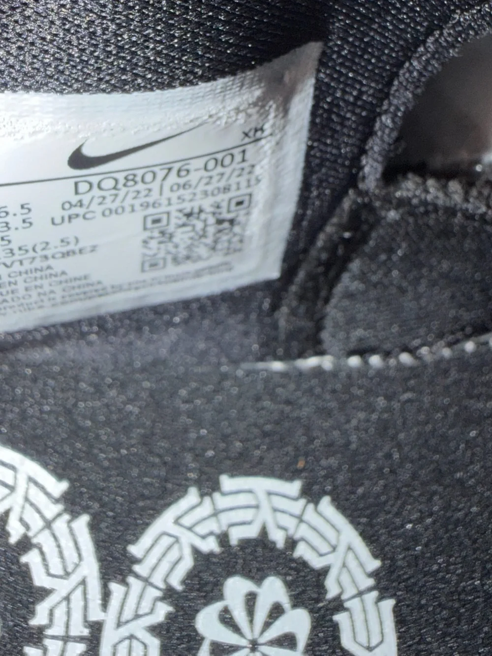Nike Kyrie Irving 8 Go Youth Sneakers